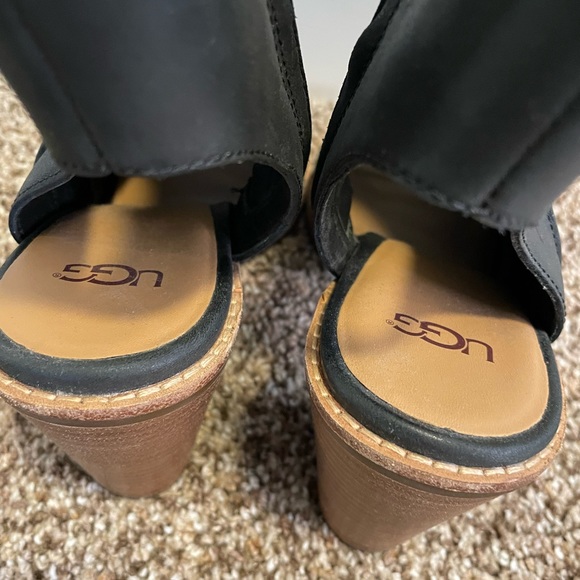 Ugg Valencia peep toe booties - Picture 6 of 9